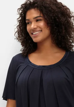 Shirt in A-Linie mit dekorativer Blende, aus Viskose-Jersey<sheego Outlet
