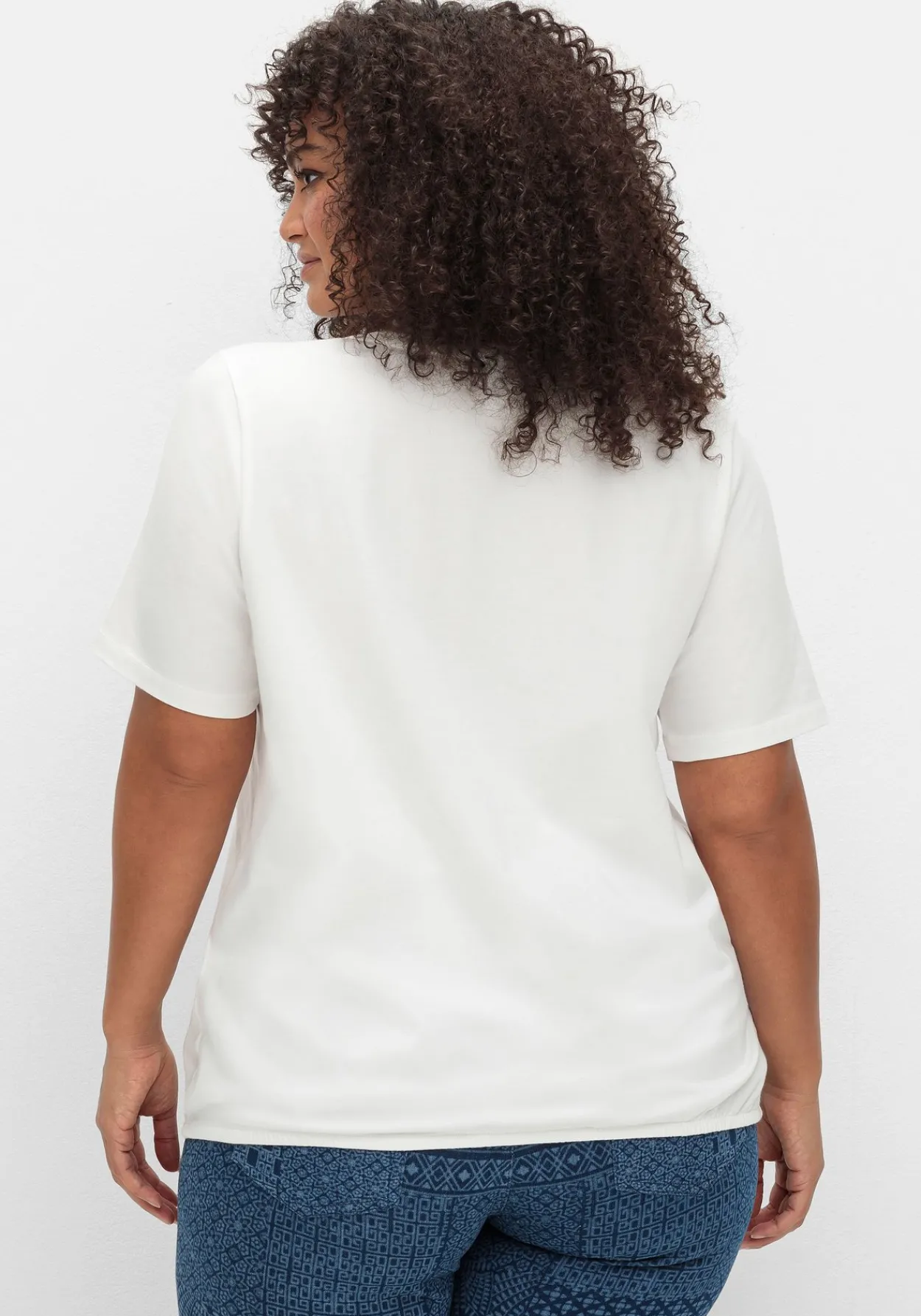 Shirt mit Blumenprint und Gummizugbund<sheego Outlet