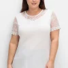 Shirt mit Einsätzen aus floraler Spitze, leicht tailliert<sheego Hot