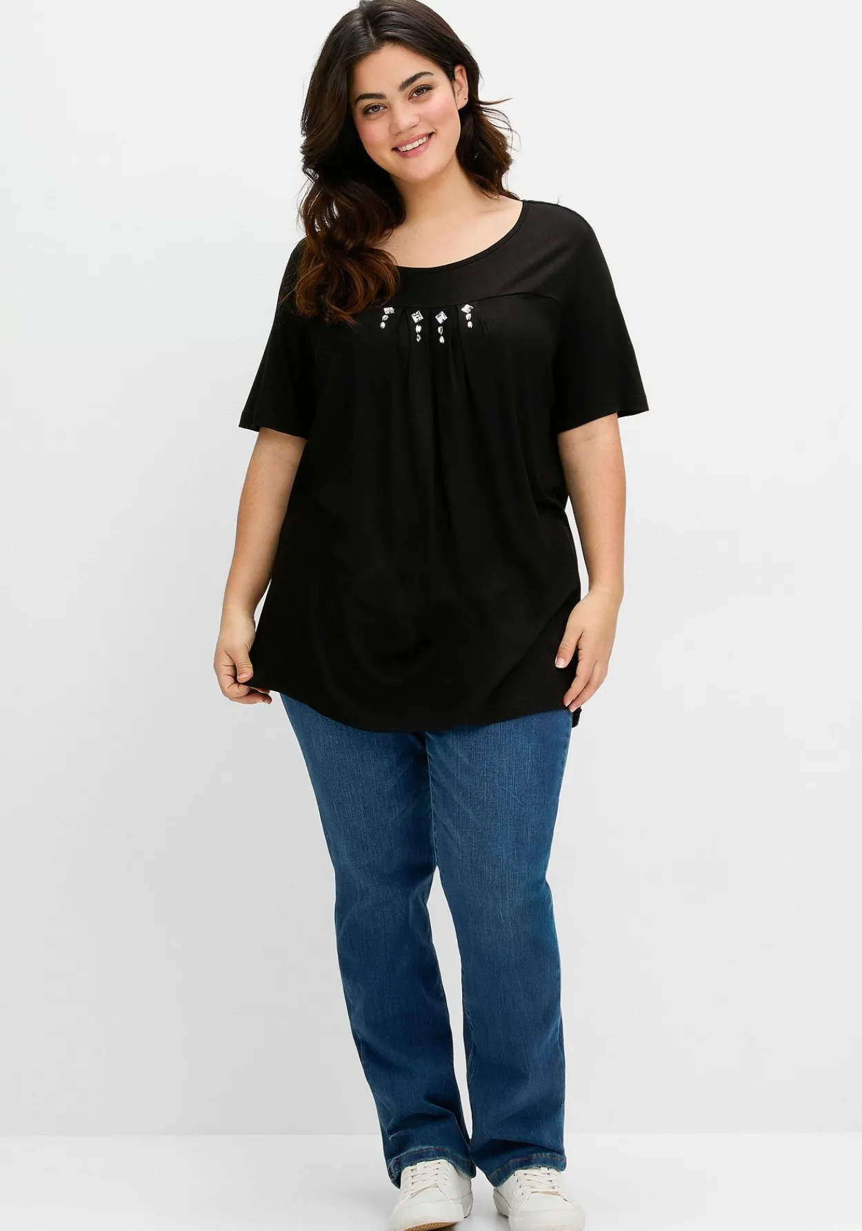 Shirt mit Faltendetails und Ziersteinen<sheego Fashion