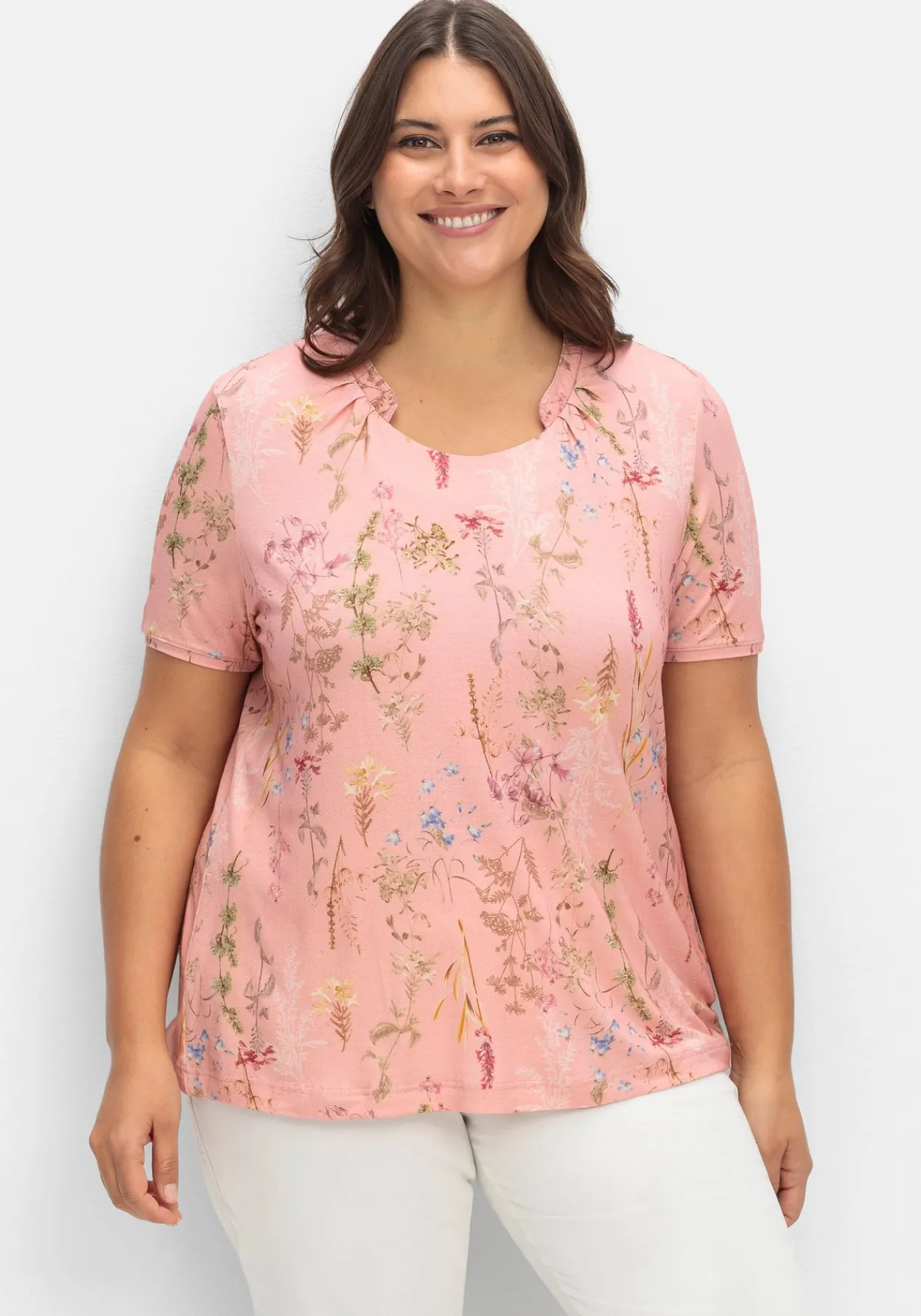 Shirt mit Faltenpartie am Stehkragen<sheego Fashion