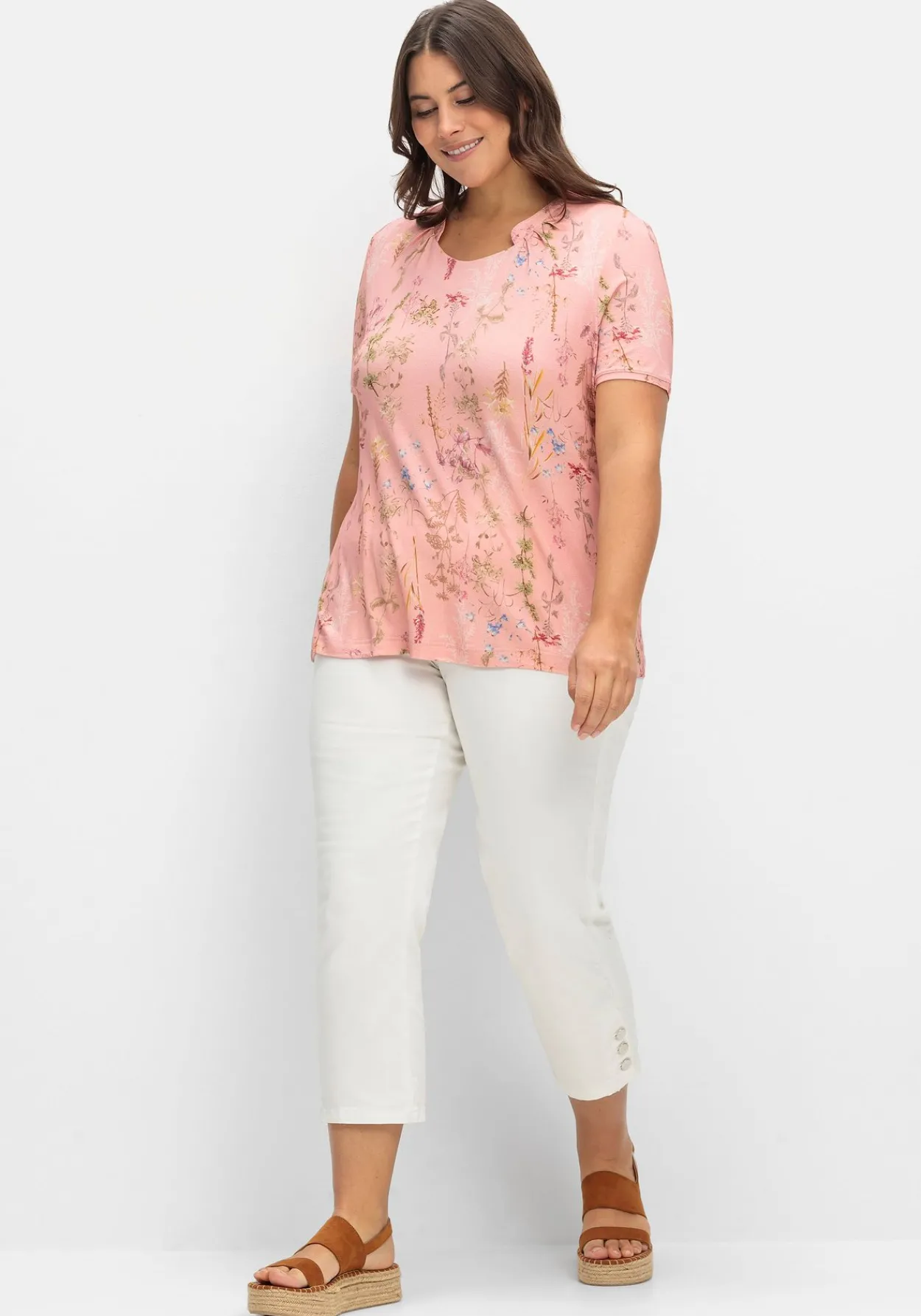 Shirt mit Faltenpartie am Stehkragen<sheego Fashion