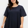 Shirt mit Flügelärmeln aus Lochspitze<sheego Fashion