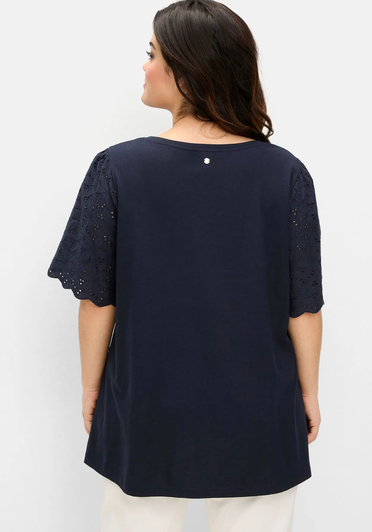 Shirt mit Flügelärmeln aus Lochspitze<sheego Fashion