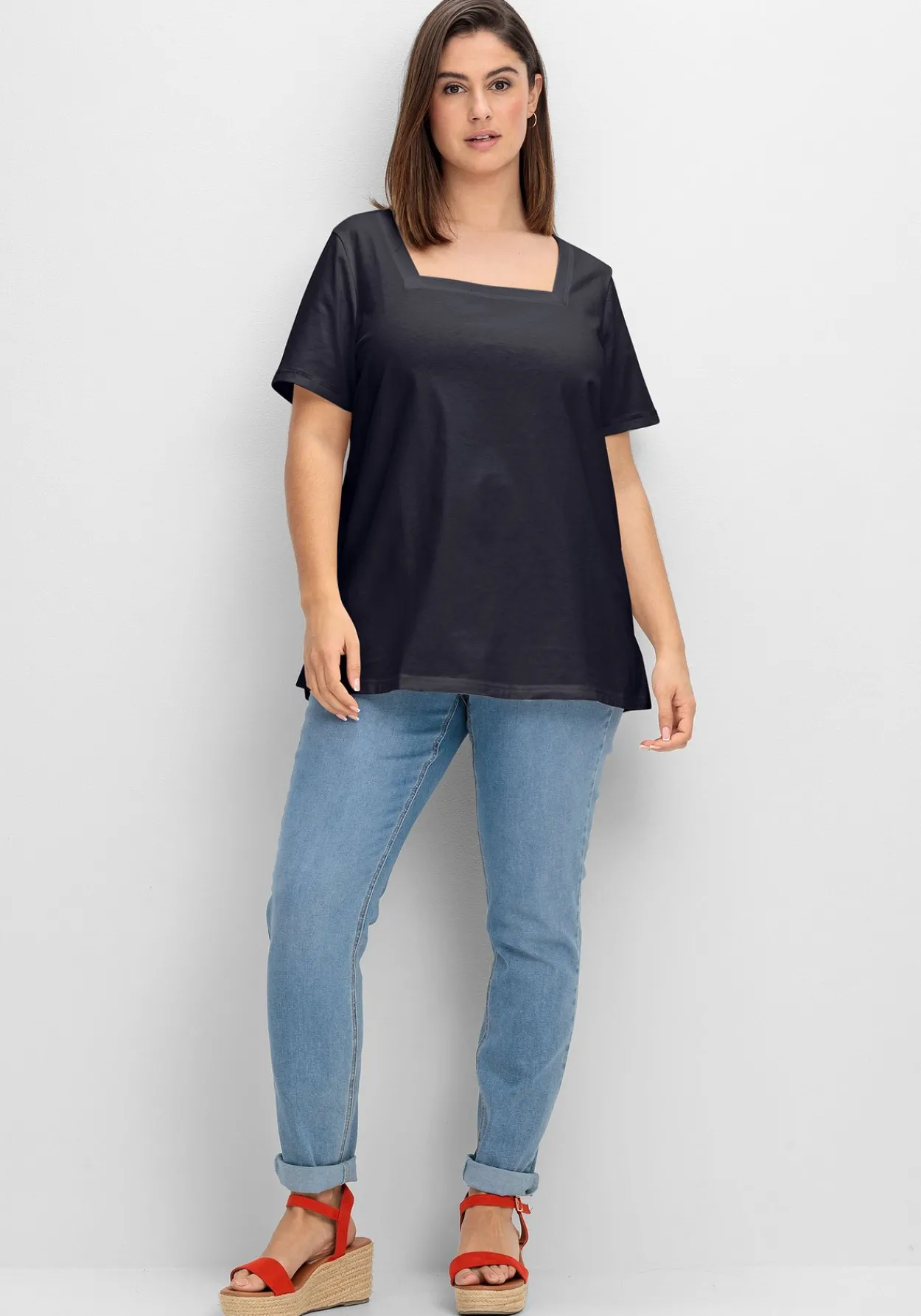 Shirt mit Karreeausschnitt<sheego Discount