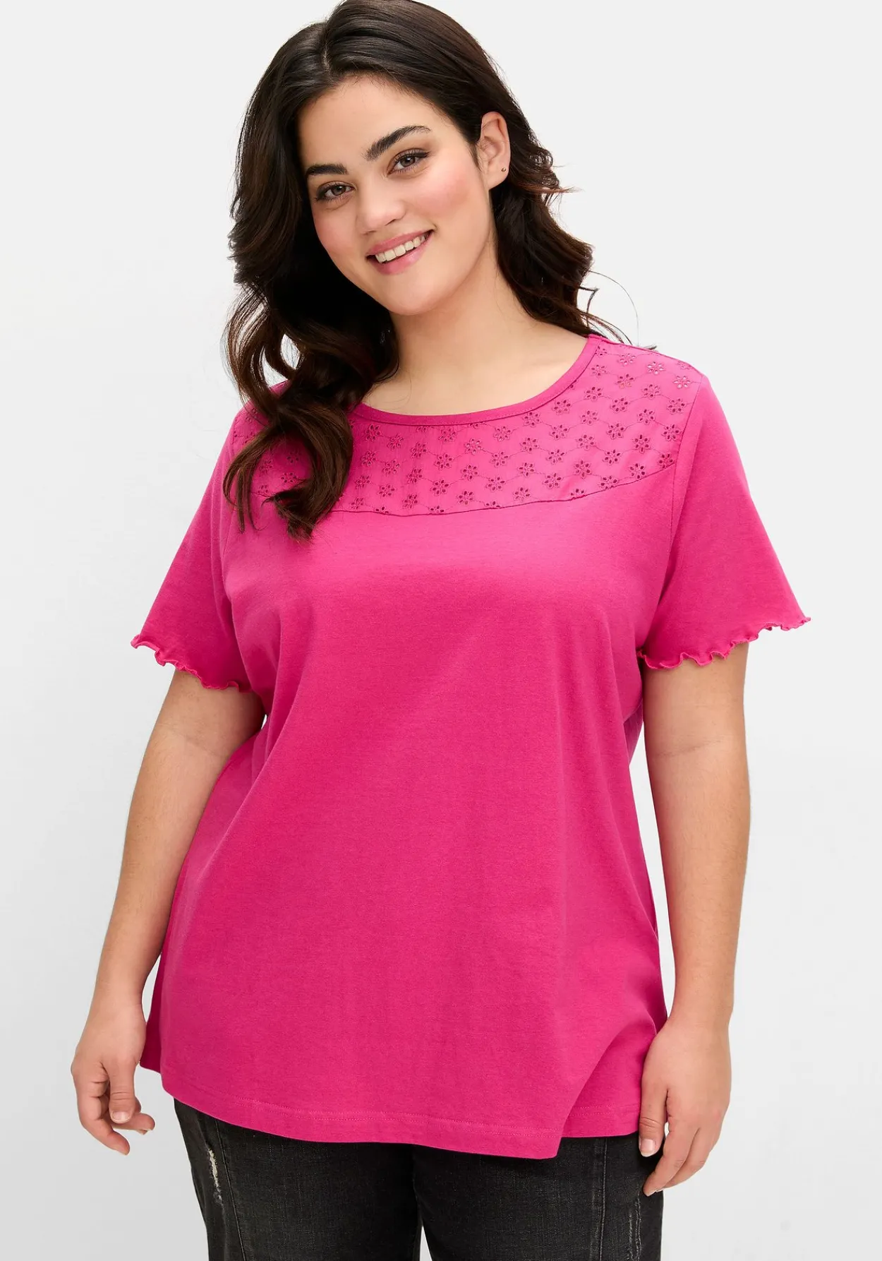 Shirt mit Lochstickerei-Einsatz vorn<sheego Best