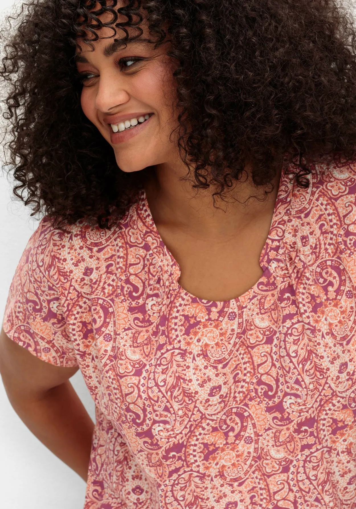 Shirt mit Paisleyprint und Gummizugbund<sheego Fashion
