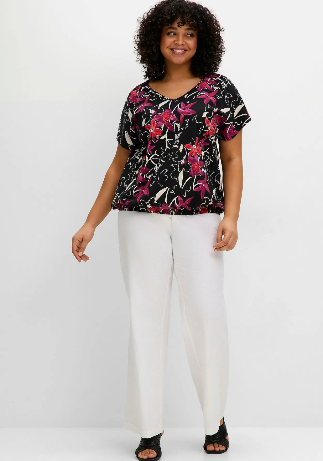 Shirt mit Ärmel-Schlitz und Alloverdruck<sheego Sale