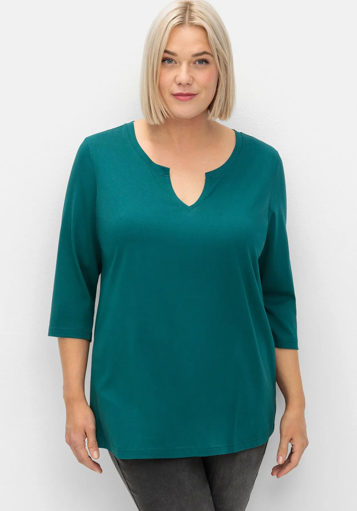 Shirt mit Rundhals und Schlitz, 3/4-Ärmel<sheego Online