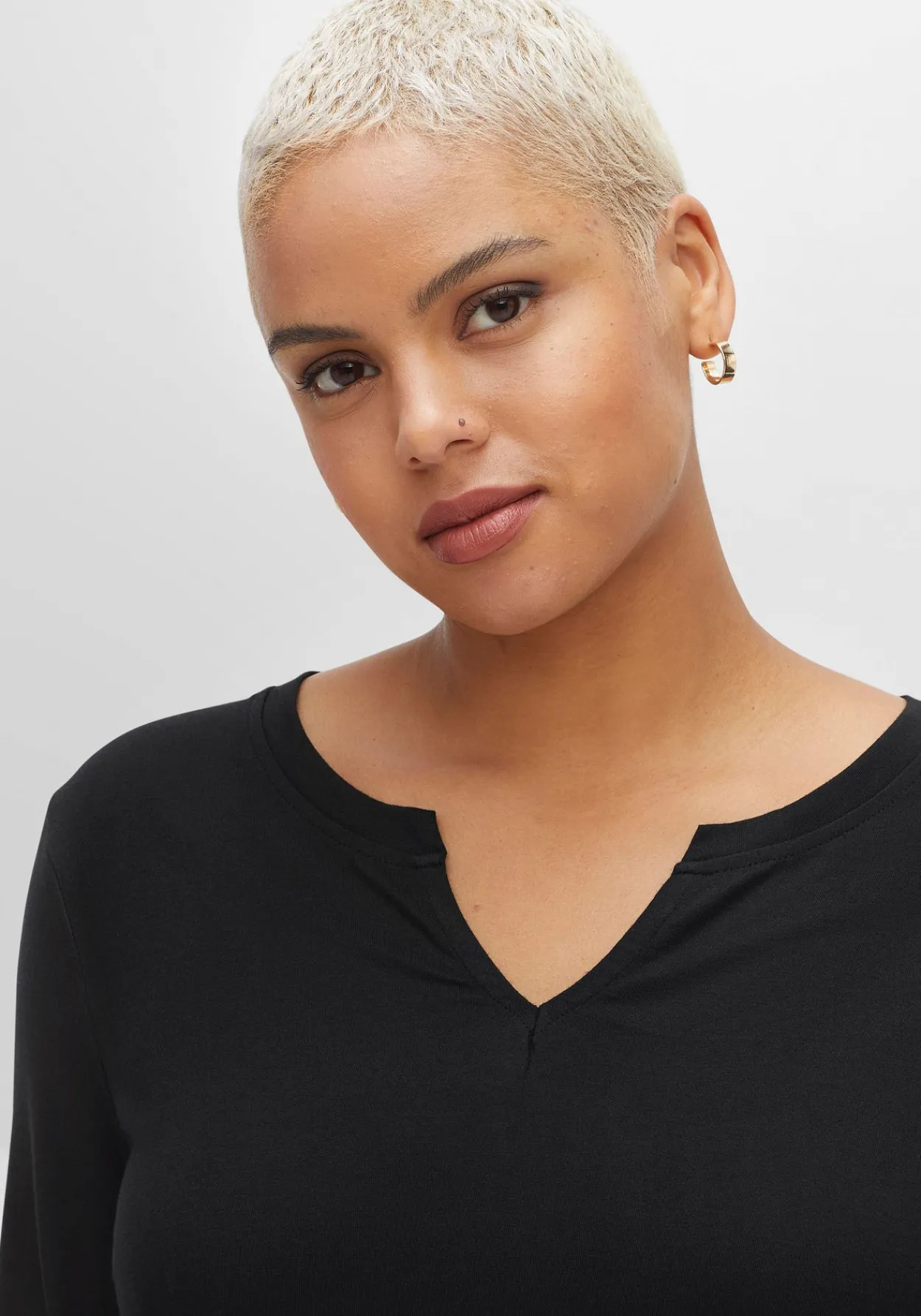 Shirt mit Rundhals und Schlitz, 3/4-Ärmel<sheego Sale