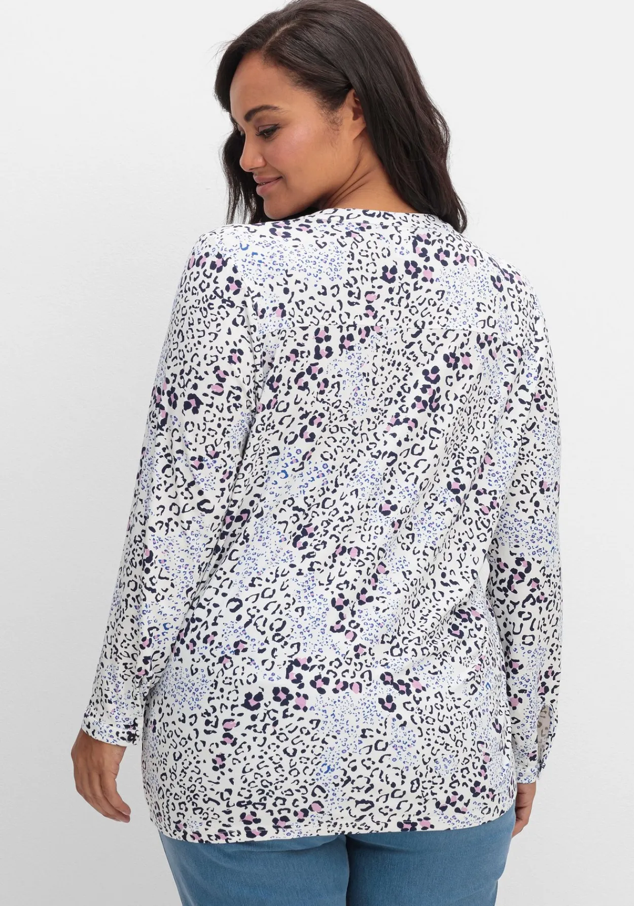 Shirtbluse aus Viskosejersey, mit Animalprint<sheego Hot