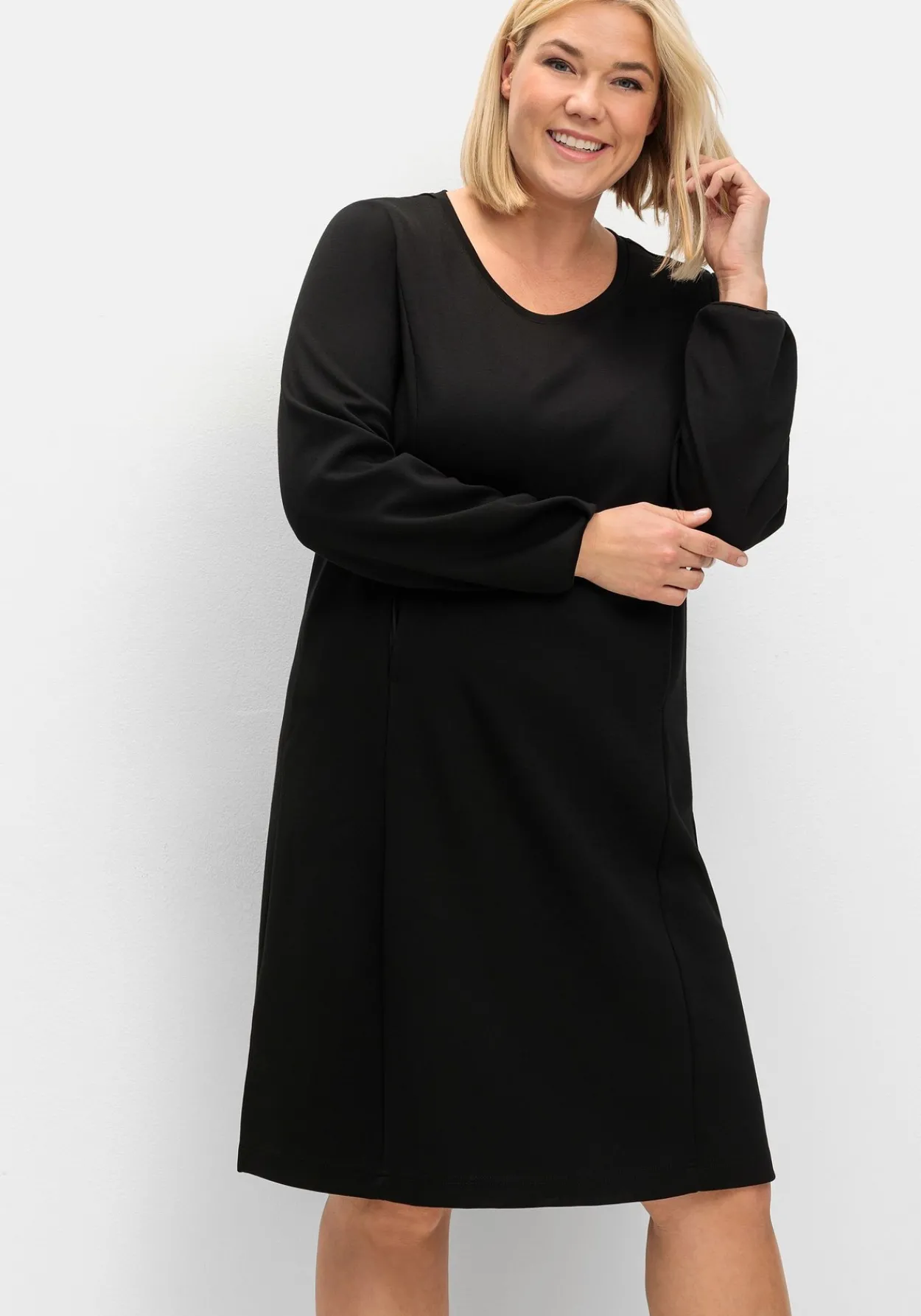 Shirtkleid in schwerer Qualität, mit Raffung hinten<sheego Sale