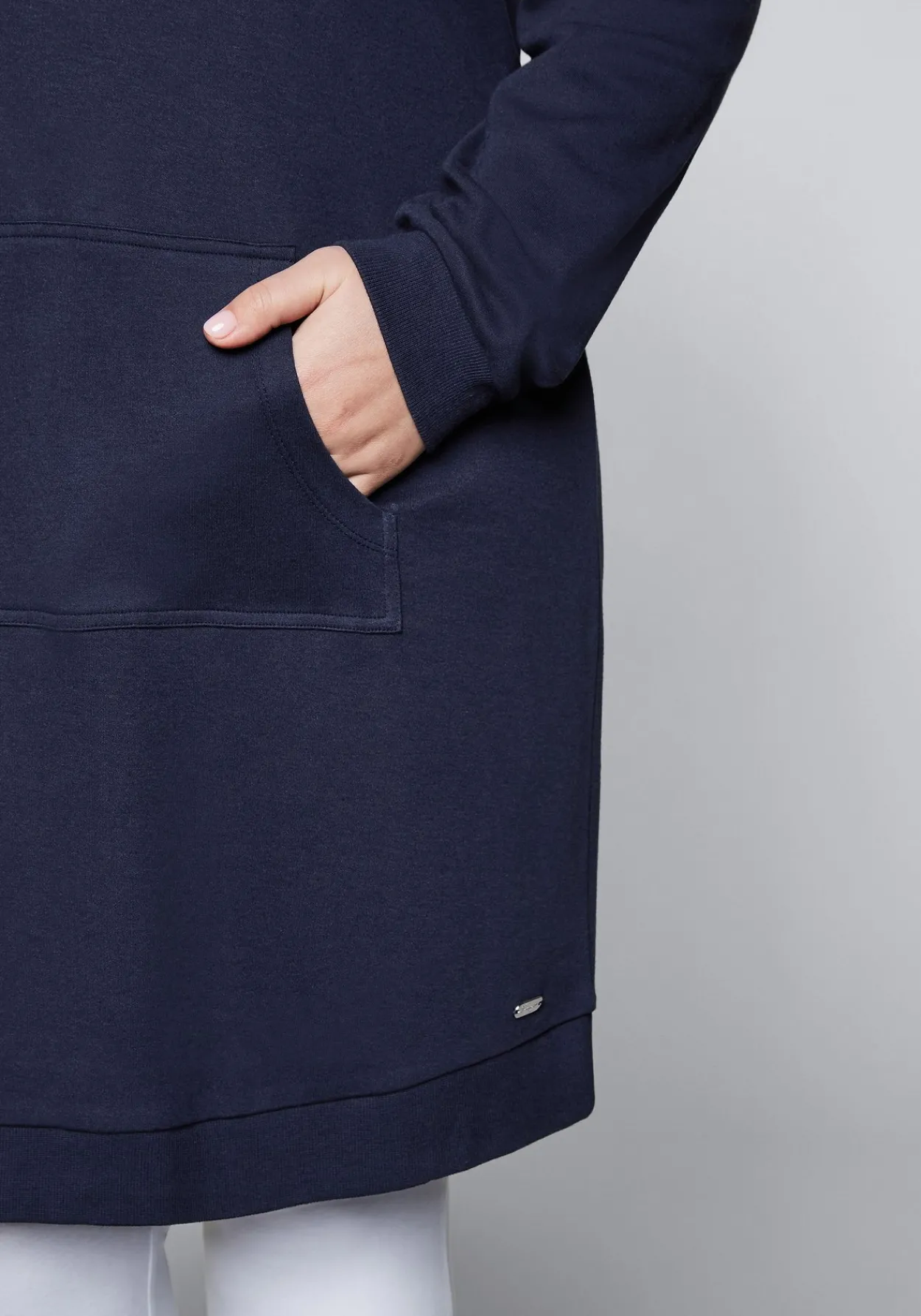 Shirtkleid mit Kapuze und Kängurutasche<sheego Clearance