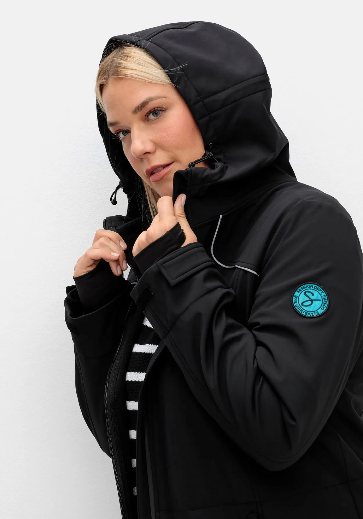 Skijacke aus Softshell, wasser- und windabweisend<sheego Fashion