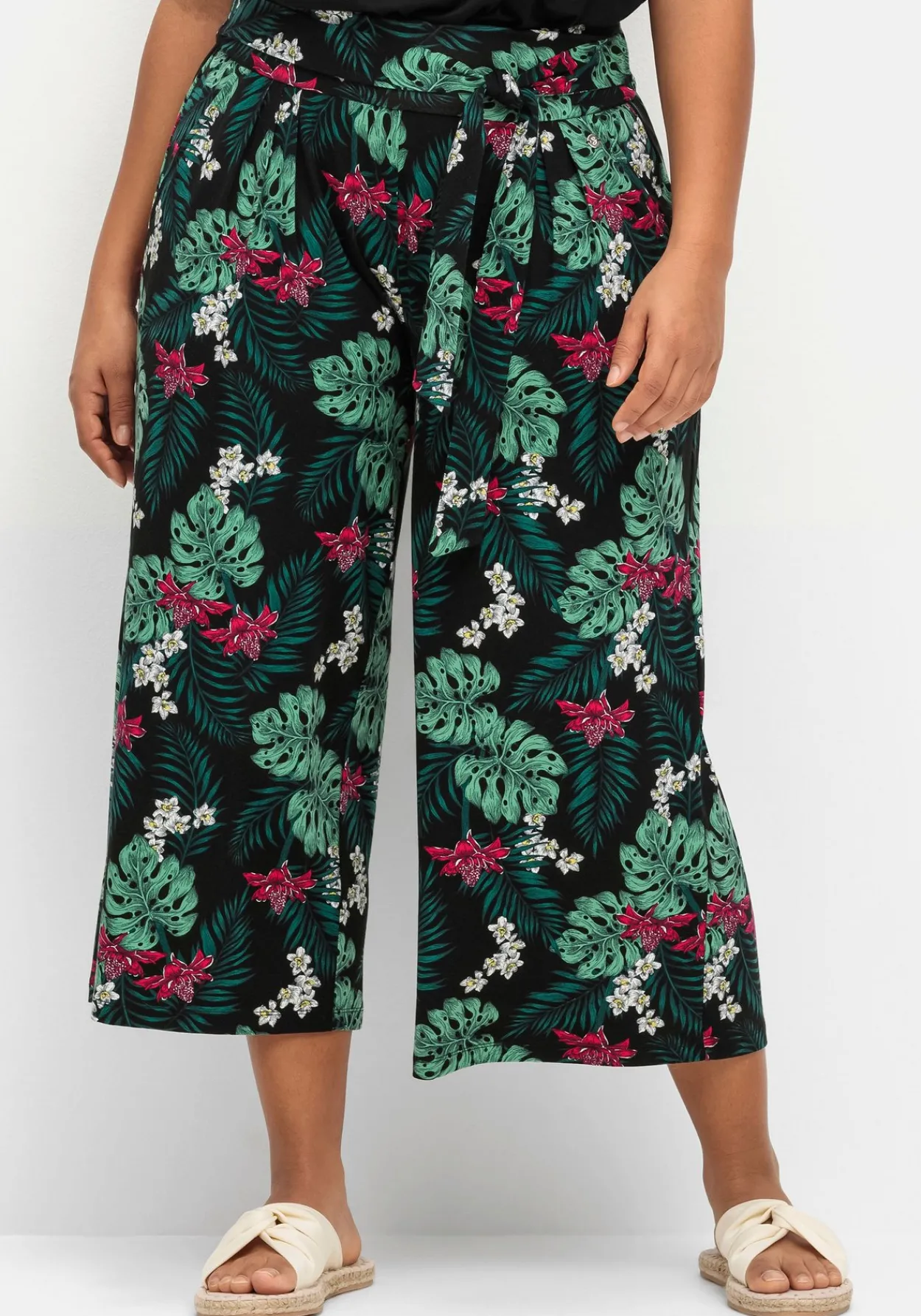 Sommerhose mit tropischem Print, in Culotte-Form<sheego Sale