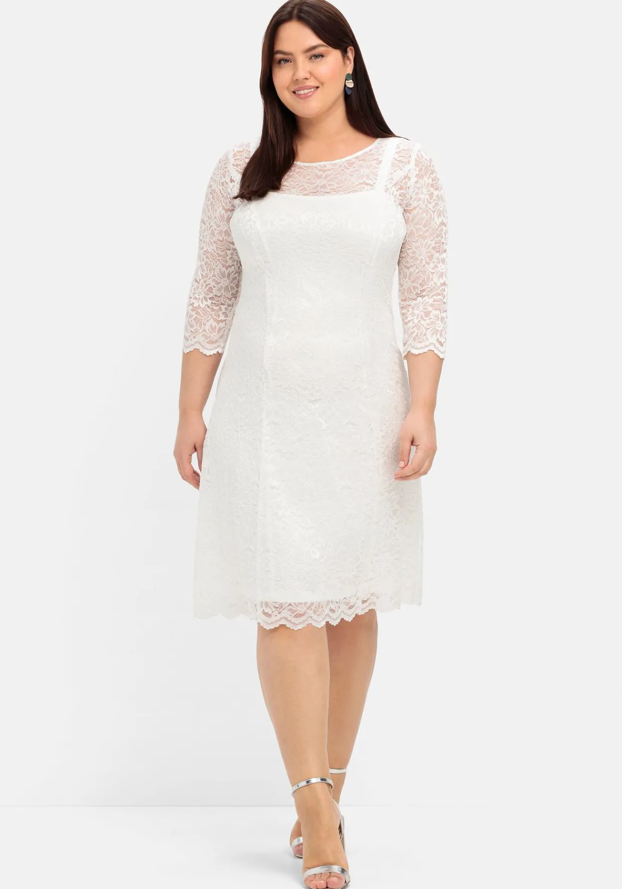 Spitzenkleid mit Wellensaum; knielang<sheego Best