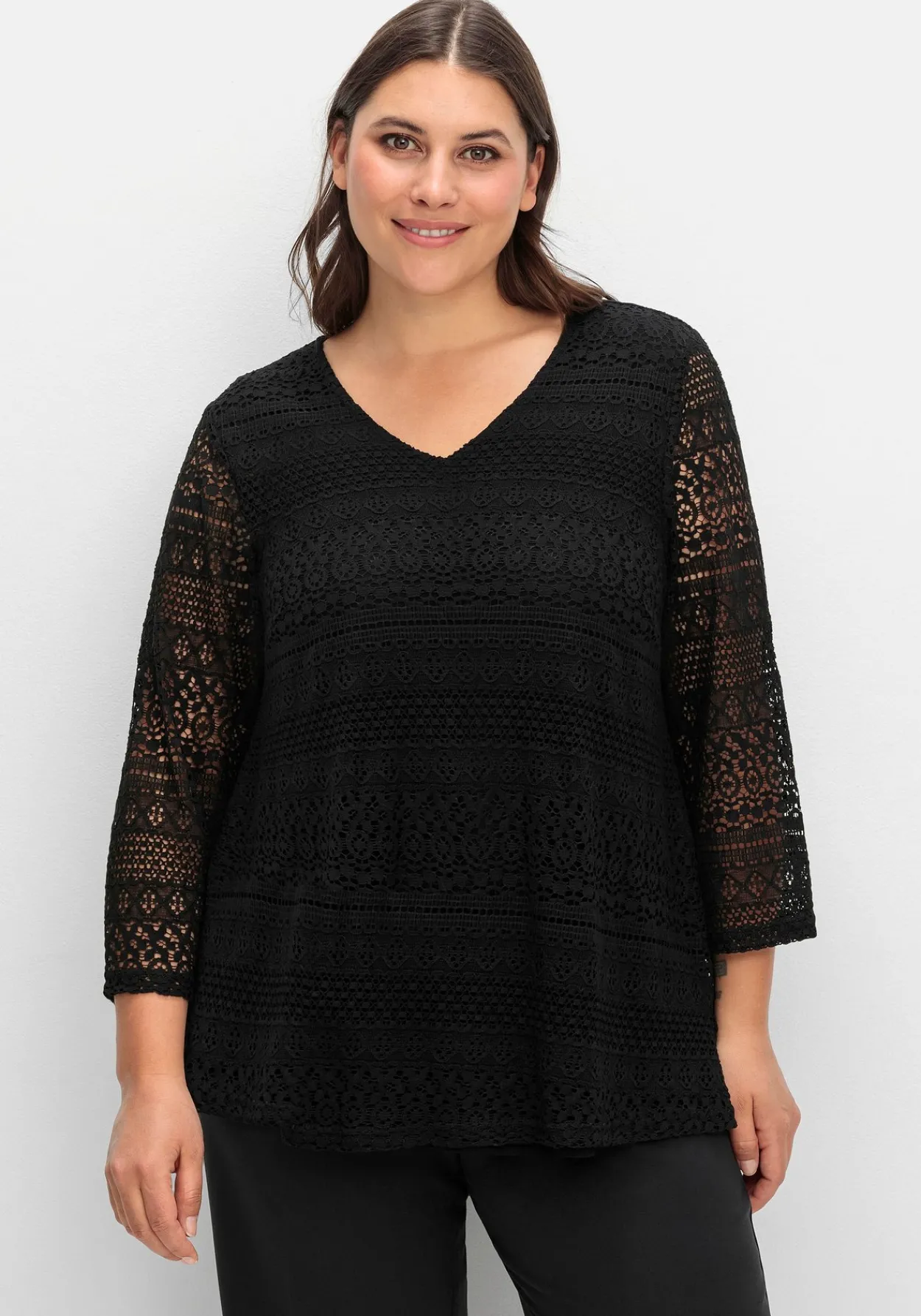 Spitzenshirt in A-Linie und 3/4-Arm<sheego Best
