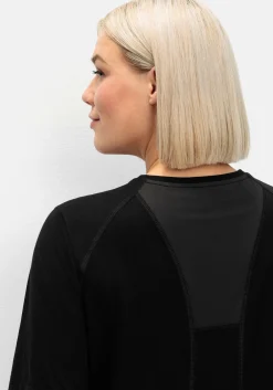 Sportshirt mit Mesh-Einsatz im Rücken<sheego New