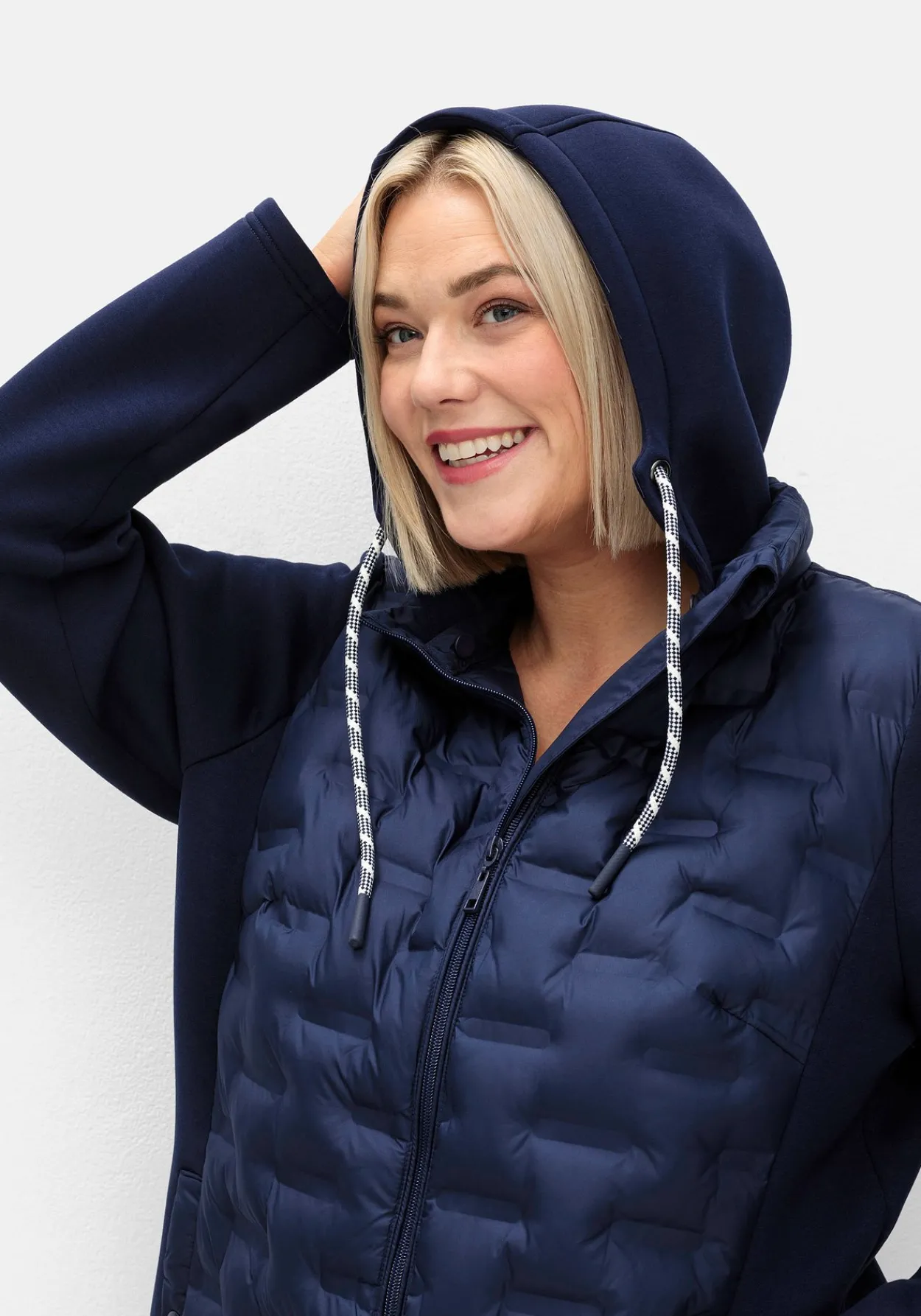 Steppjacke im Materialmix, mit Kapuze<sheego Best