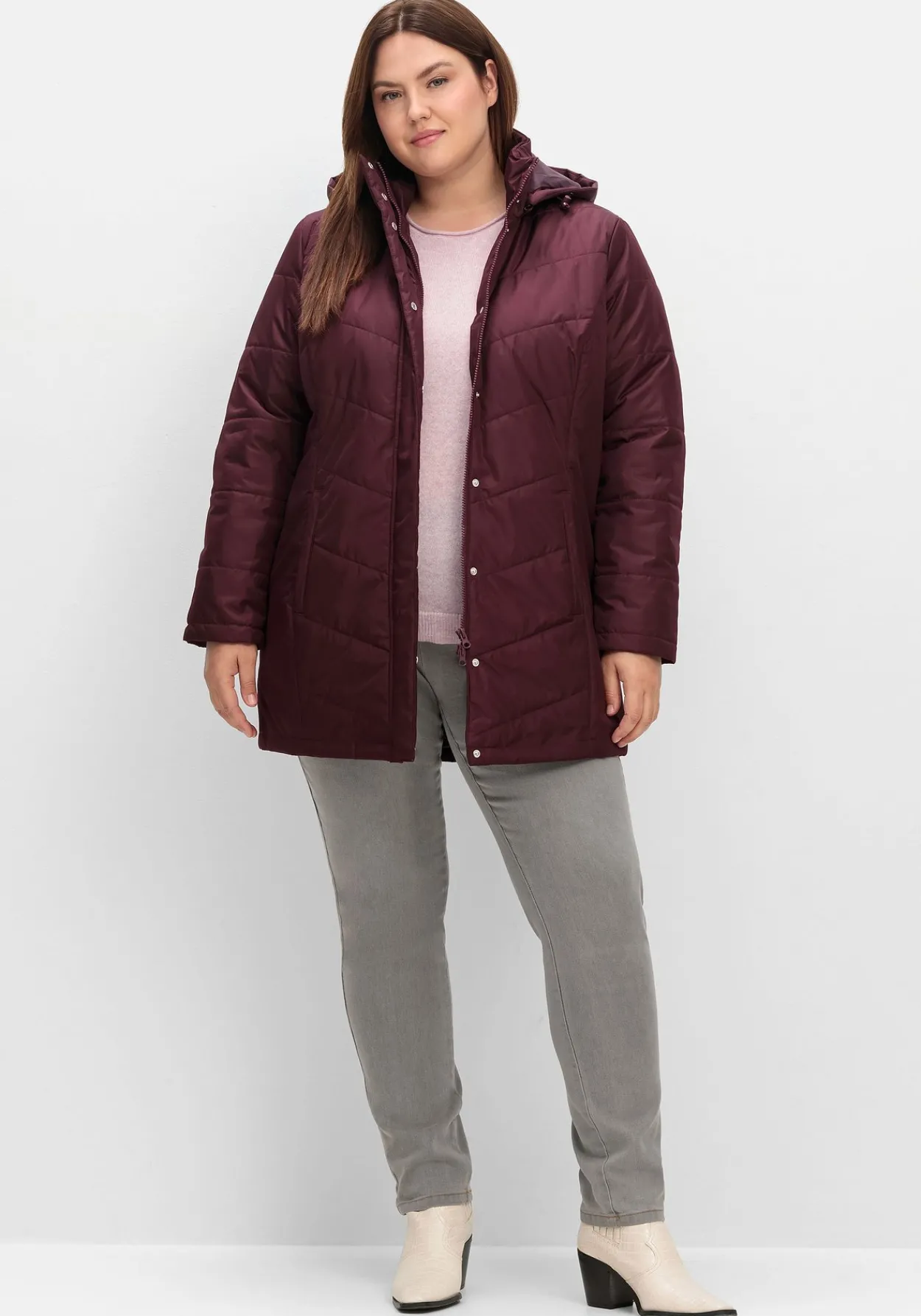 Steppjacke mit abnehmbarer Kapuze<sheego Best