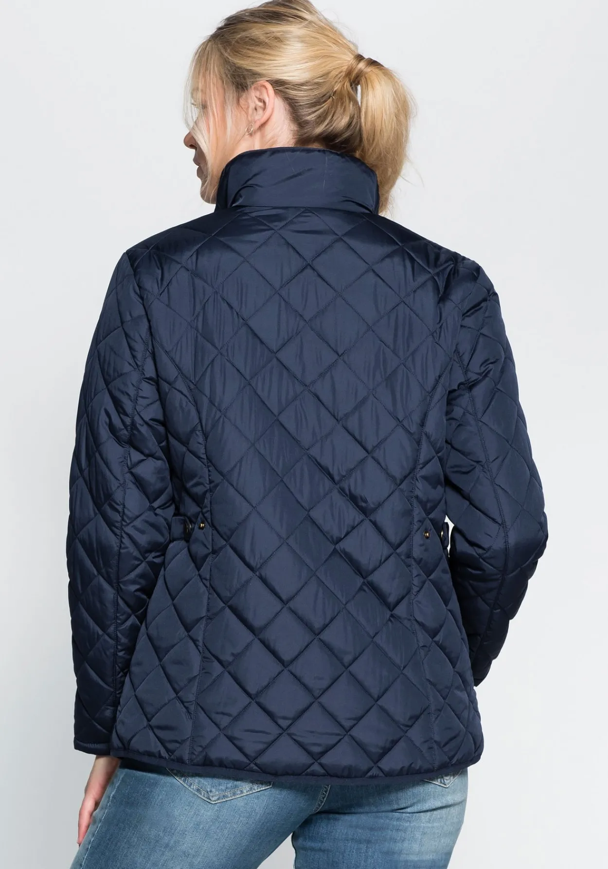 Steppjacke mit hoch schließendem Stehkragen<sheego Online