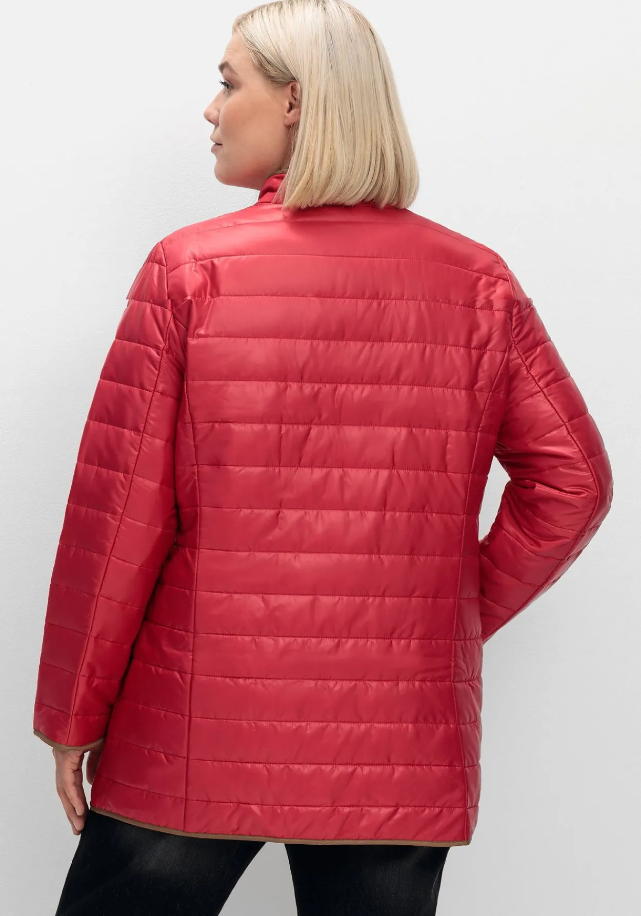 Steppjacke mit Stehkragen und Kontrastdetails<sheego Best