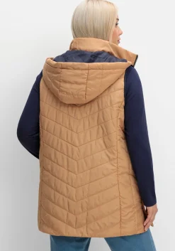 Steppweste mit Kapuze und Kontrastdetails<sheego Online