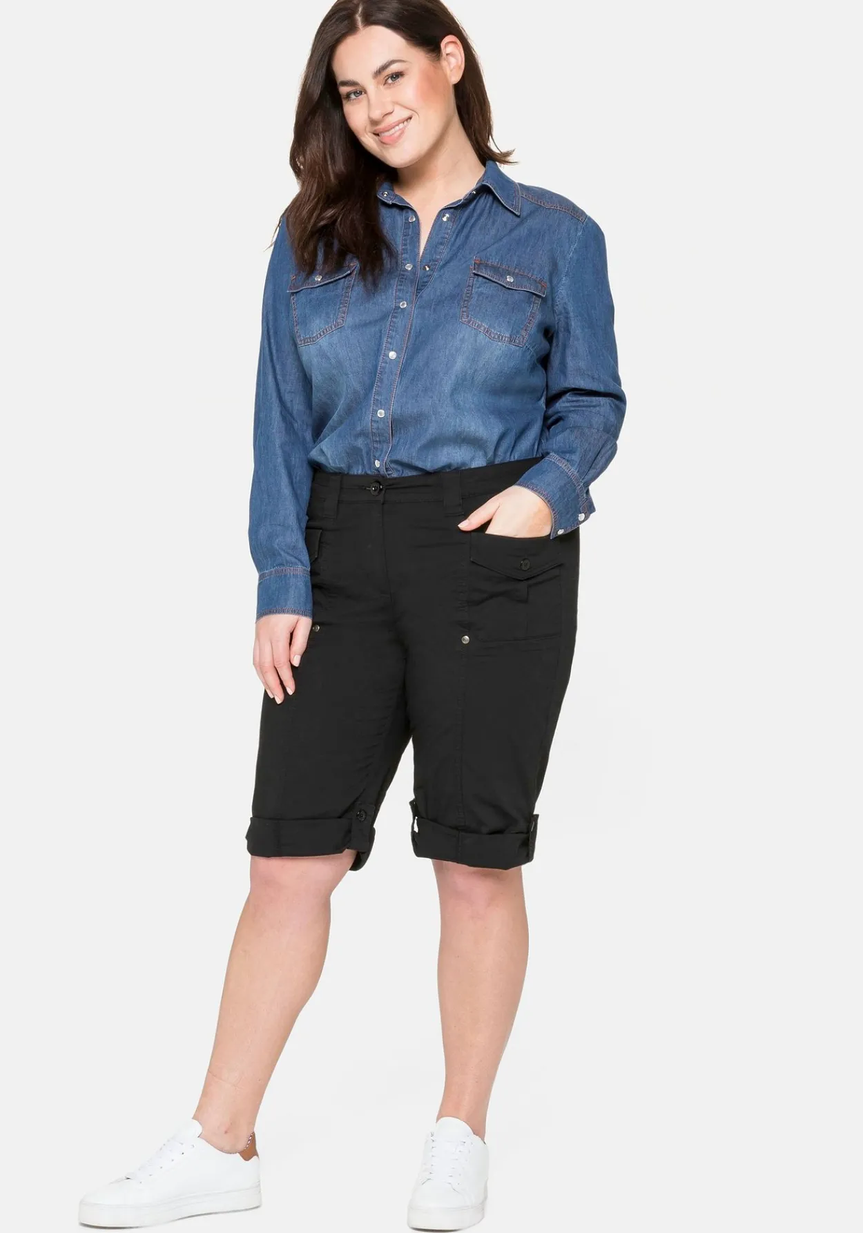 Stretch-Bermudas mit aufgesetzten Taschen und Patten<sheego Best