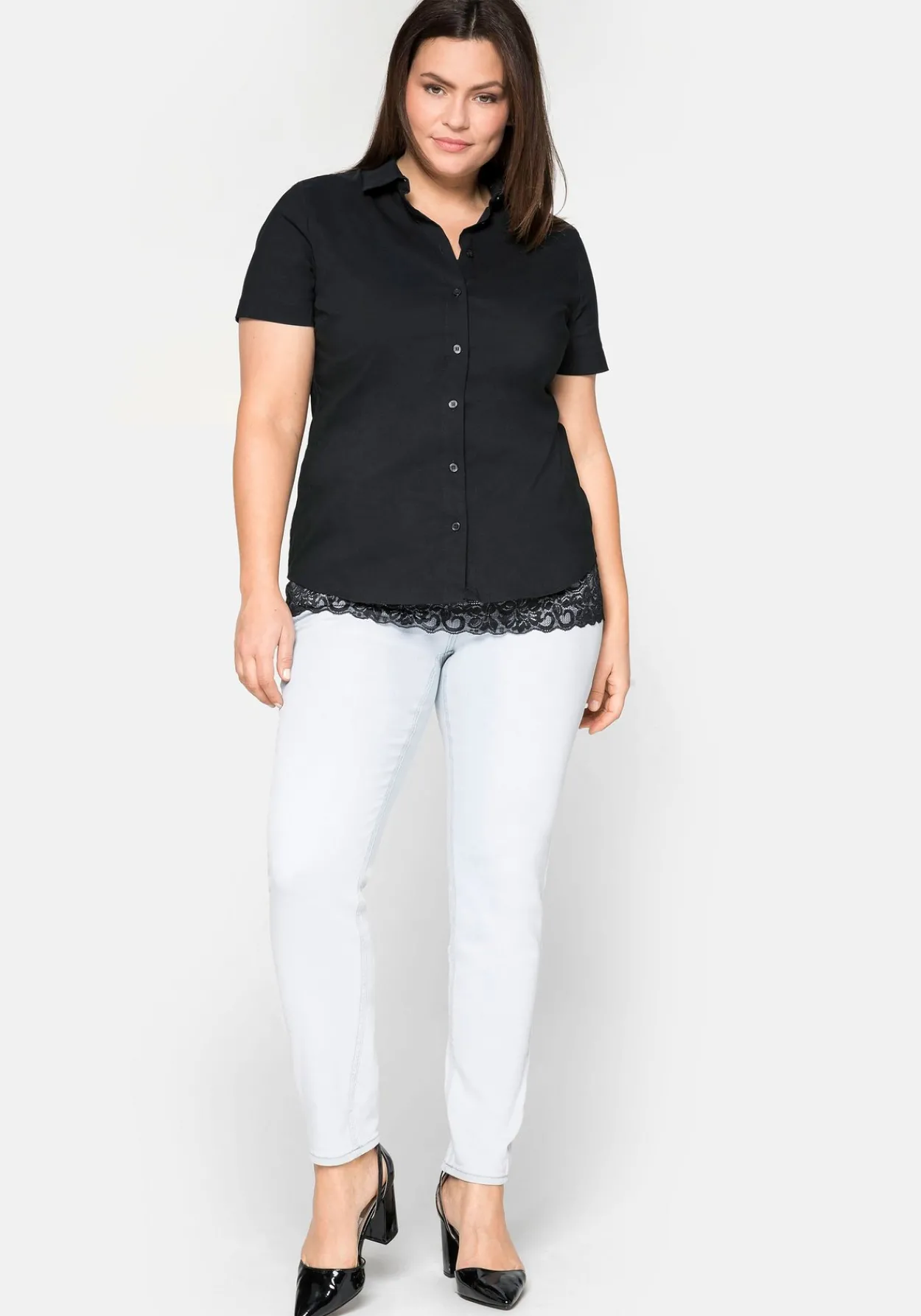 Stretch-Bluse mit kurzem Arm, leicht tailliert<sheego New