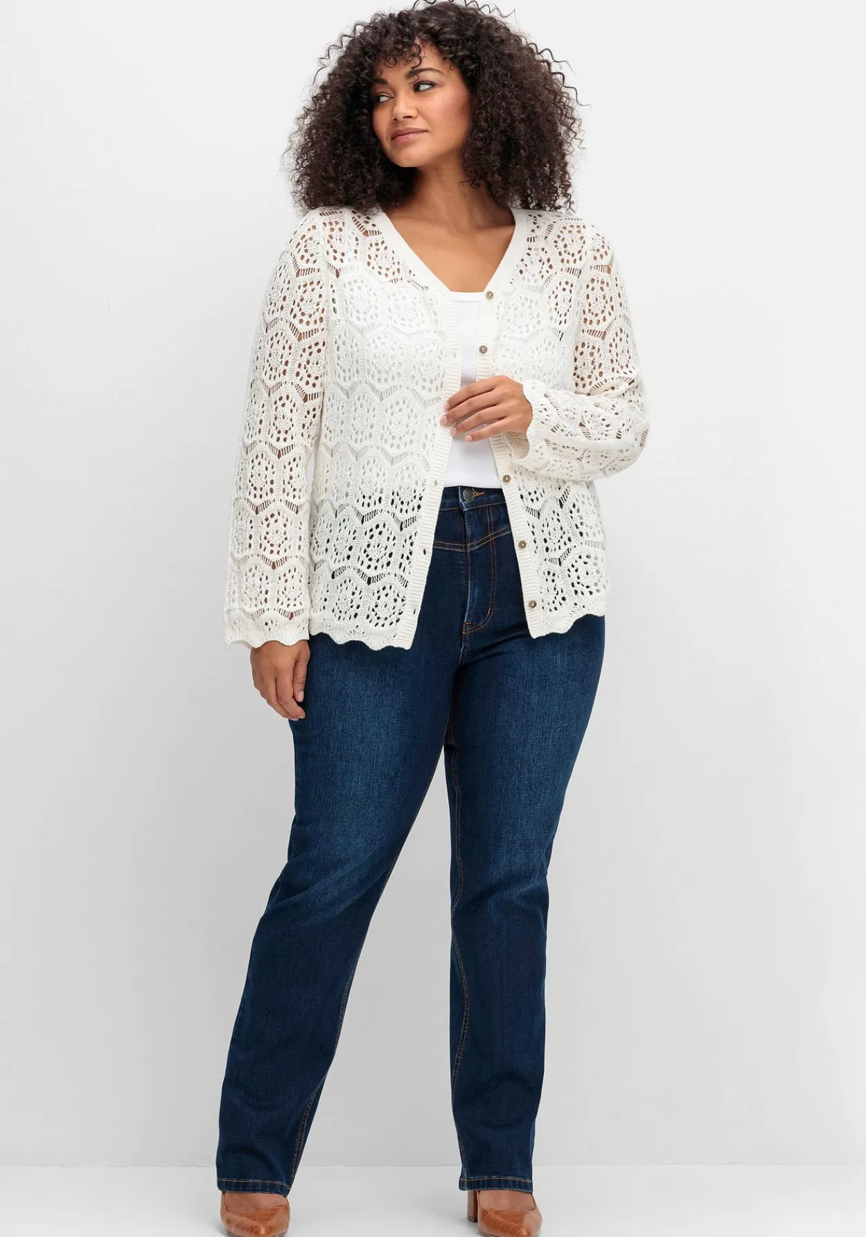 Strickjacke aus transparenter Häkelspitze<sheego by Joe Browns Discount