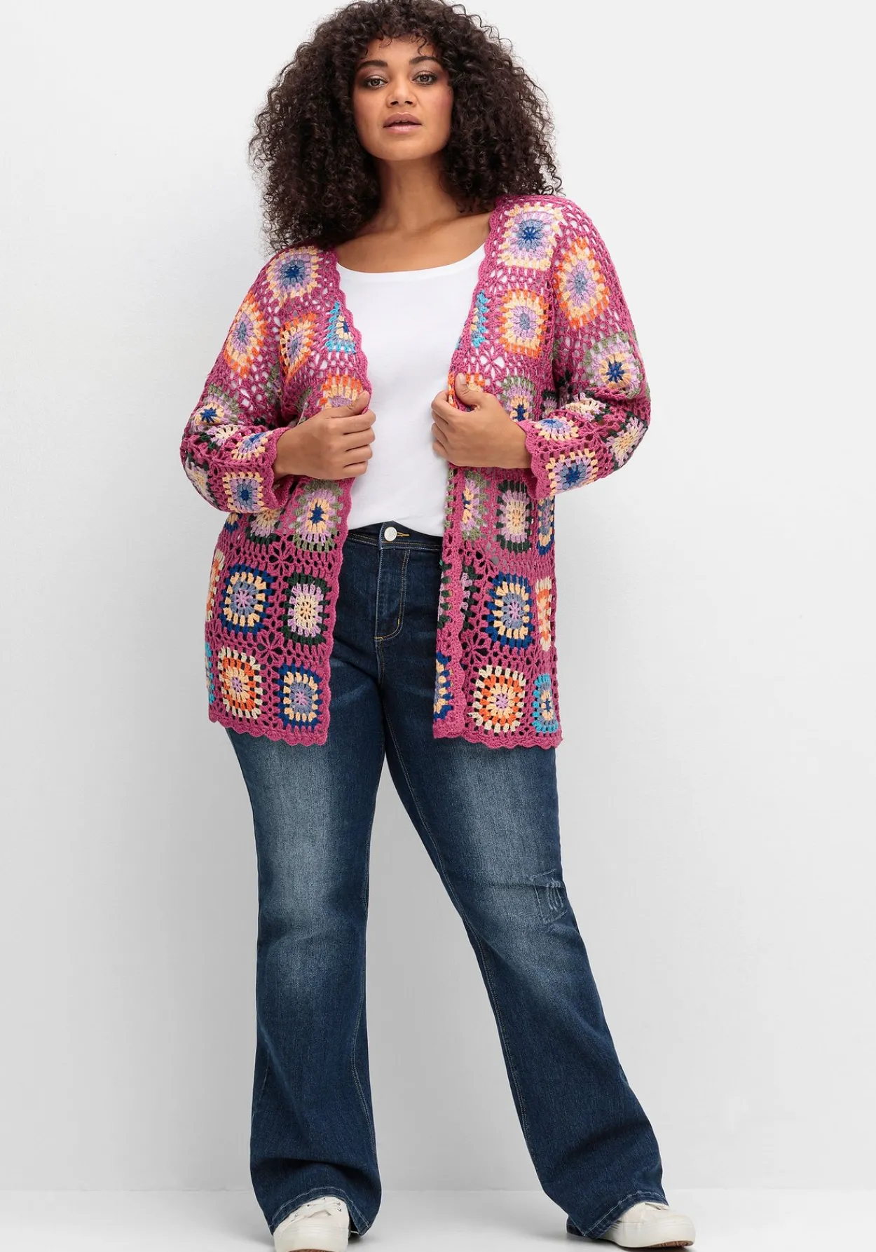 Strickjacke in Häkeloptik, mit Crochet-Muster<sheego by Joe Browns Fashion