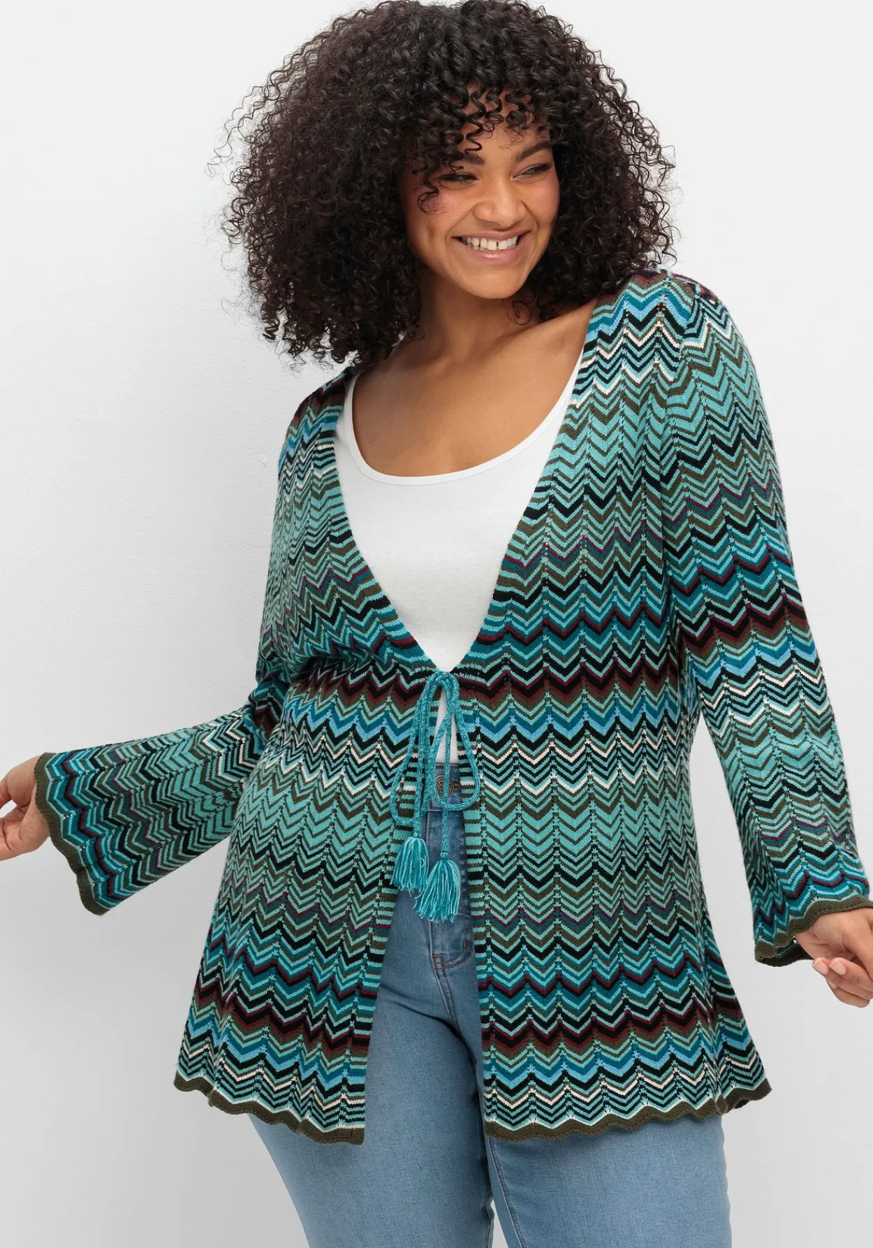 Strickjacke mit Trompetenärmeln, im Zickzackmuster<sheego Clearance