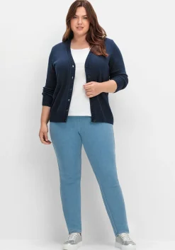 Strickjacke mit V-Ausschnitt und Knöpfen, tailliert<sheego Online