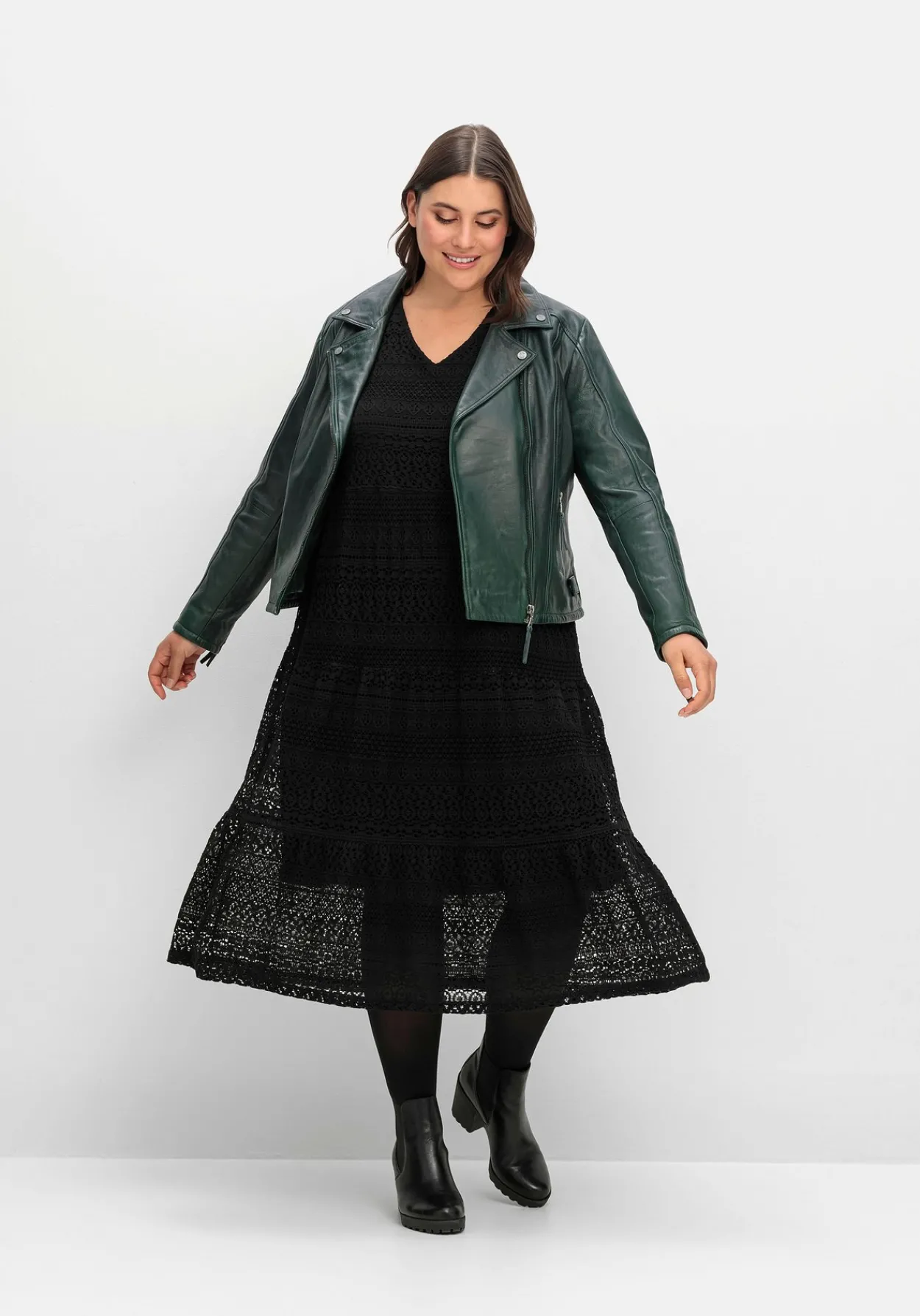 Stufenkleid aus Spitze, mit blickdichtem Futter<sheego Discount