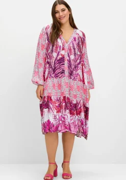 Stufenkleid in Knielänge mit Ballonärmeln<sheego loves miss goodlife Outlet