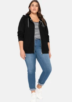 Sweatjacke mit Kapuze und kleinem Brust-Print<sheego Discount