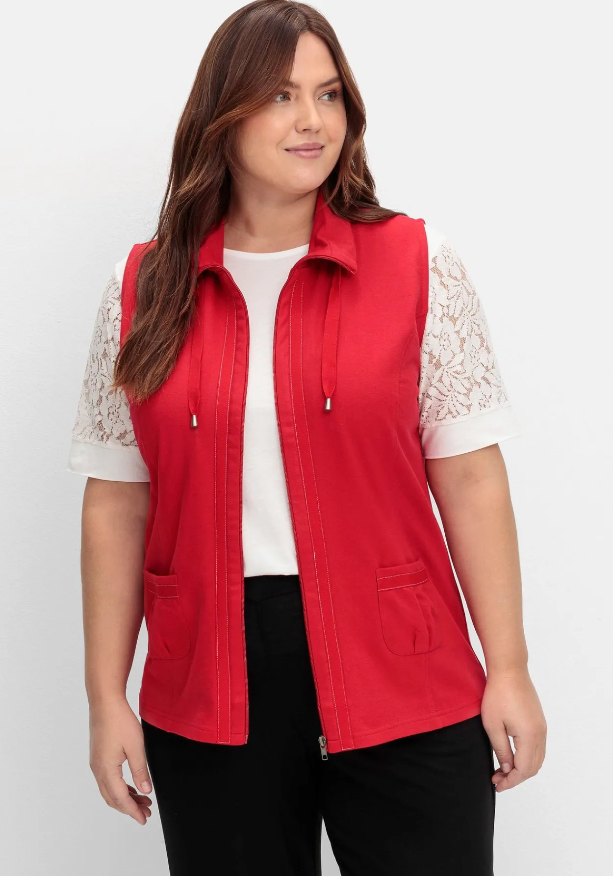 Sweatweste mit Reißverschluss und Umlegekragen<sheego Fashion