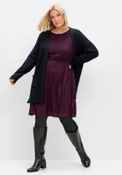 Tailliertes Kleid mit Alloverprint und kurzer Knopfleiste<sheego Outlet