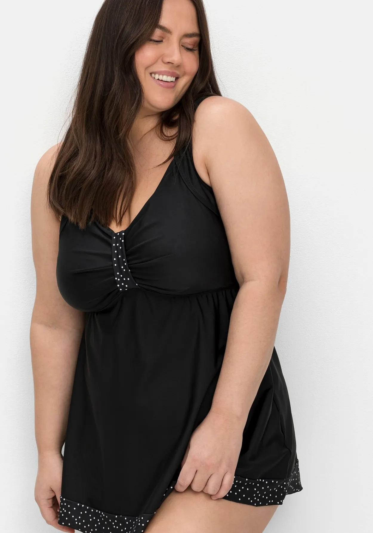 Tankini-Oberteil in leicht ausgestellter Longform<sheego Hot