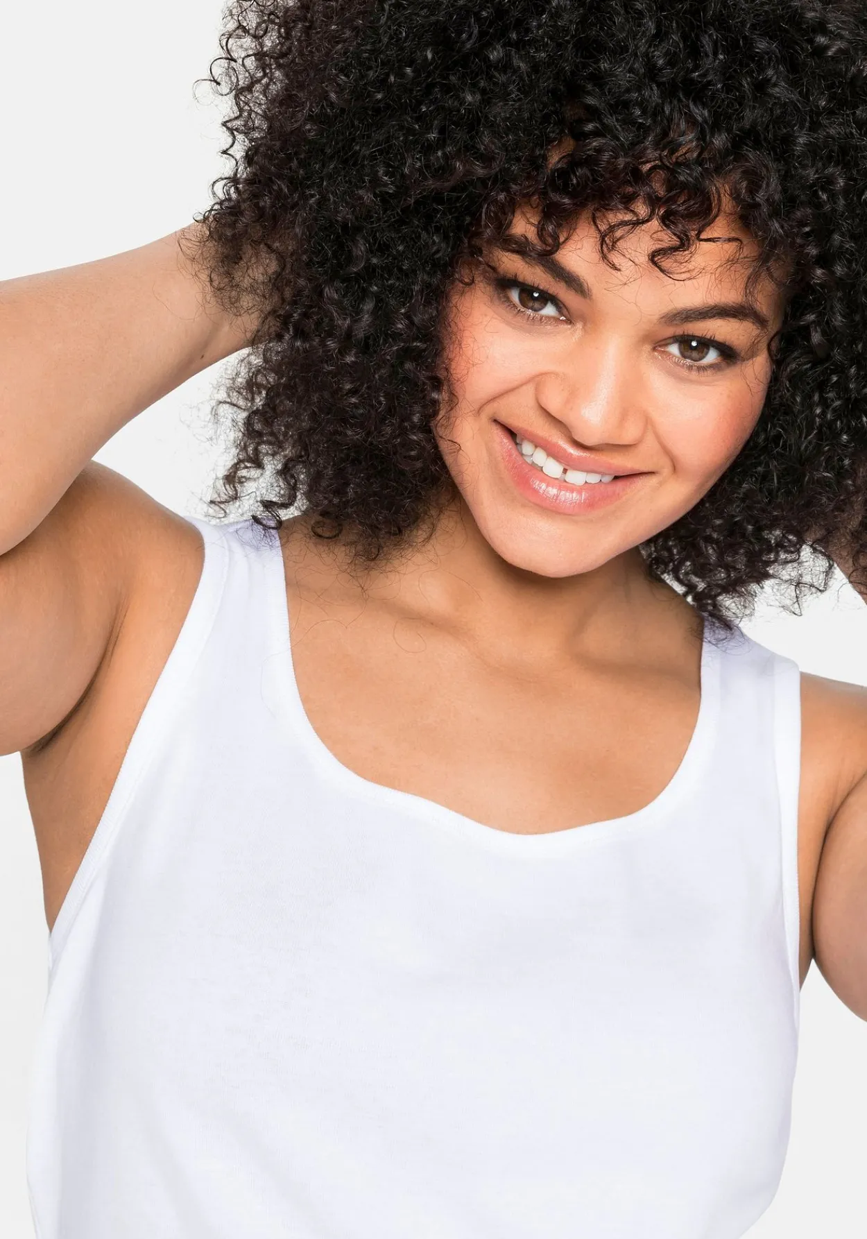 Tanktop aus Baumwolle, mit Rundhalsausschnitt<sheego Online
