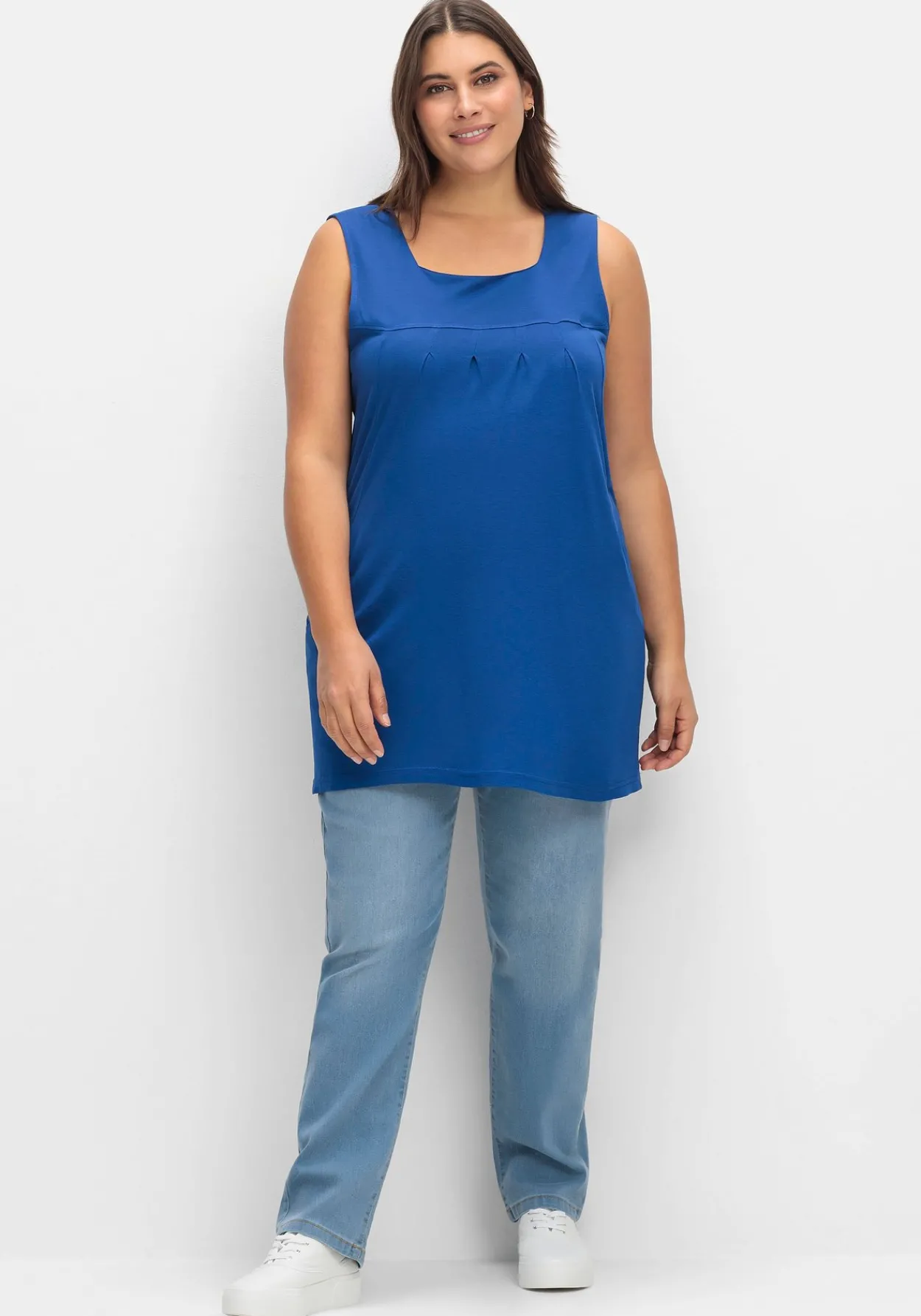 Top in A-Linie, mit Karree-Ausschnitt und Taschen<sheego New