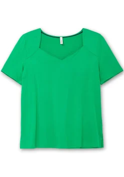T-Shirt mit herzförmigem Ausschnitt<sheego Outlet