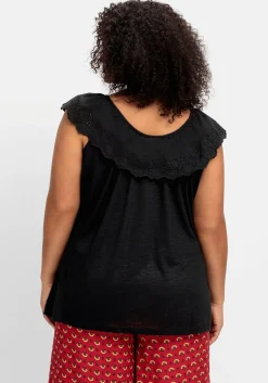 T-Shirt mit Lochstickerei und Carmen-Ausschnitt<sheego by Joe Browns Hot