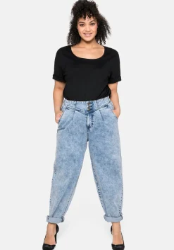 T-Shirt mit tiefem Ausschnitt und längerem Ärmel<sheego Fashion