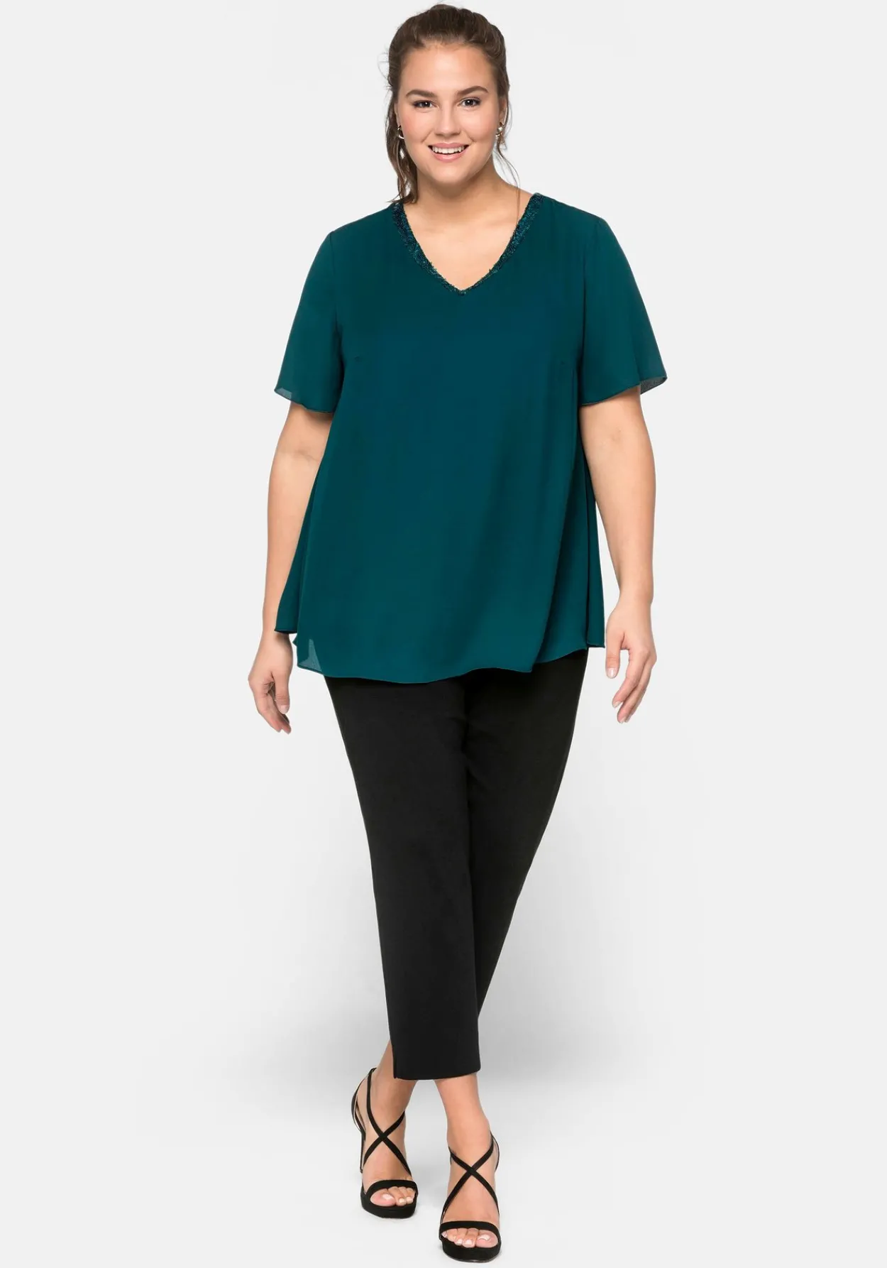 Tunika im Lagenlook mit Flügelärmeln<sheego Discount