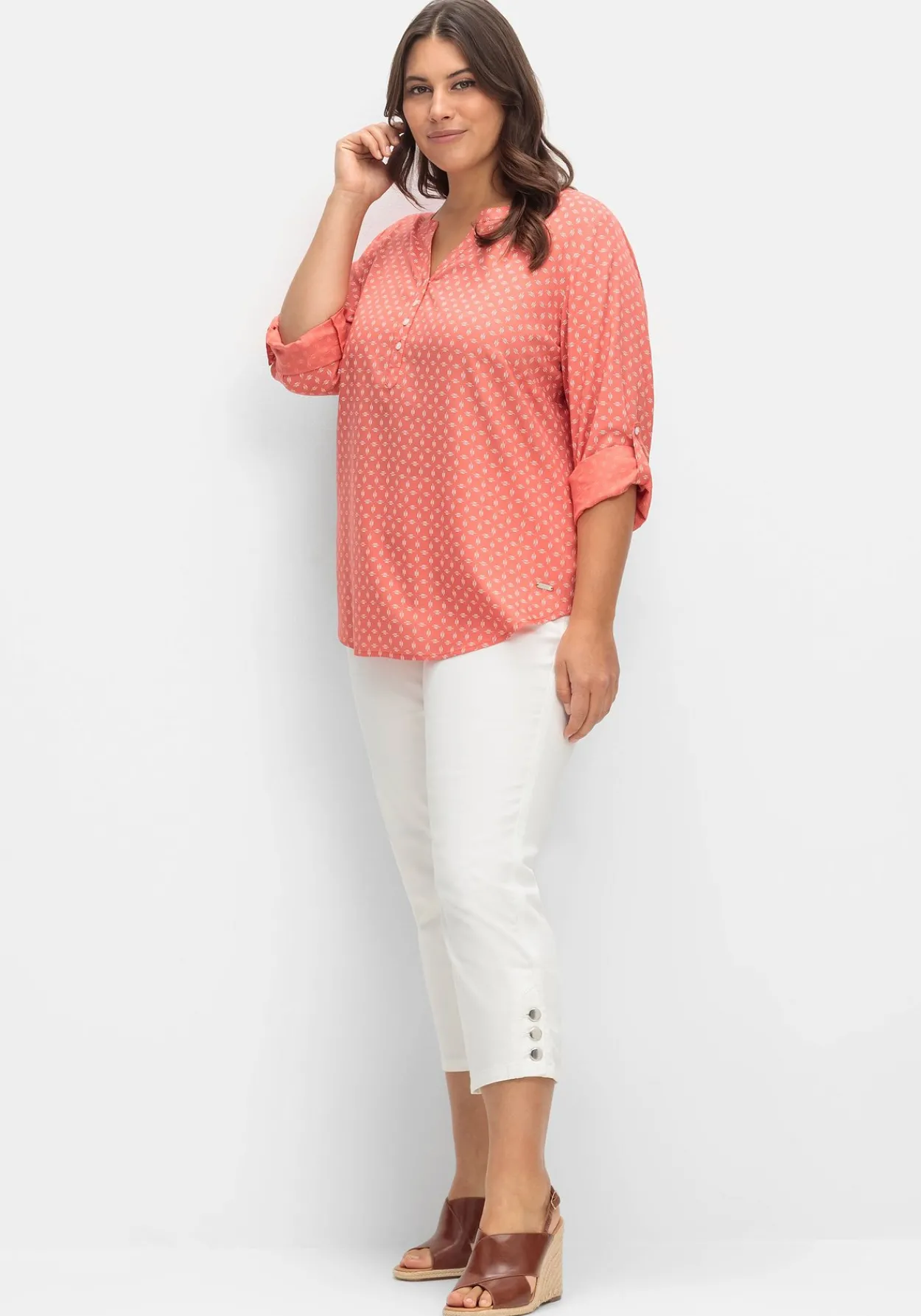 Tunika mit Alloverdruck und Krempelärmeln<sheego x Collection L. Clearance