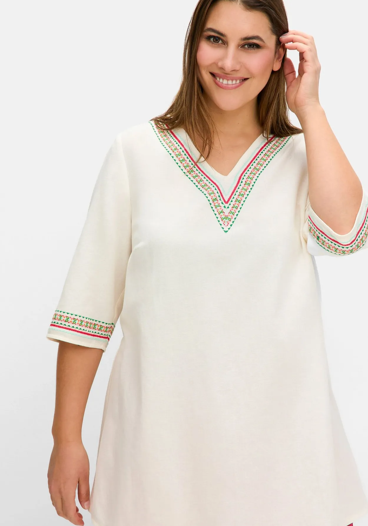 Tunika mit Stickereien, mit Leinenanteil<sheego Discount