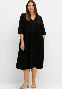 Weit schwingendes Kleid mit Häkelspitze<sheego Sale