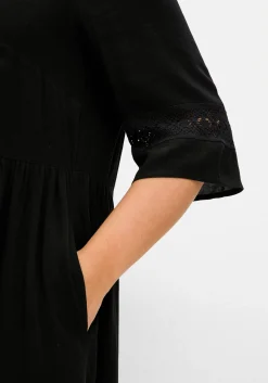 Weit schwingendes Kleid mit Häkelspitze<sheego Sale