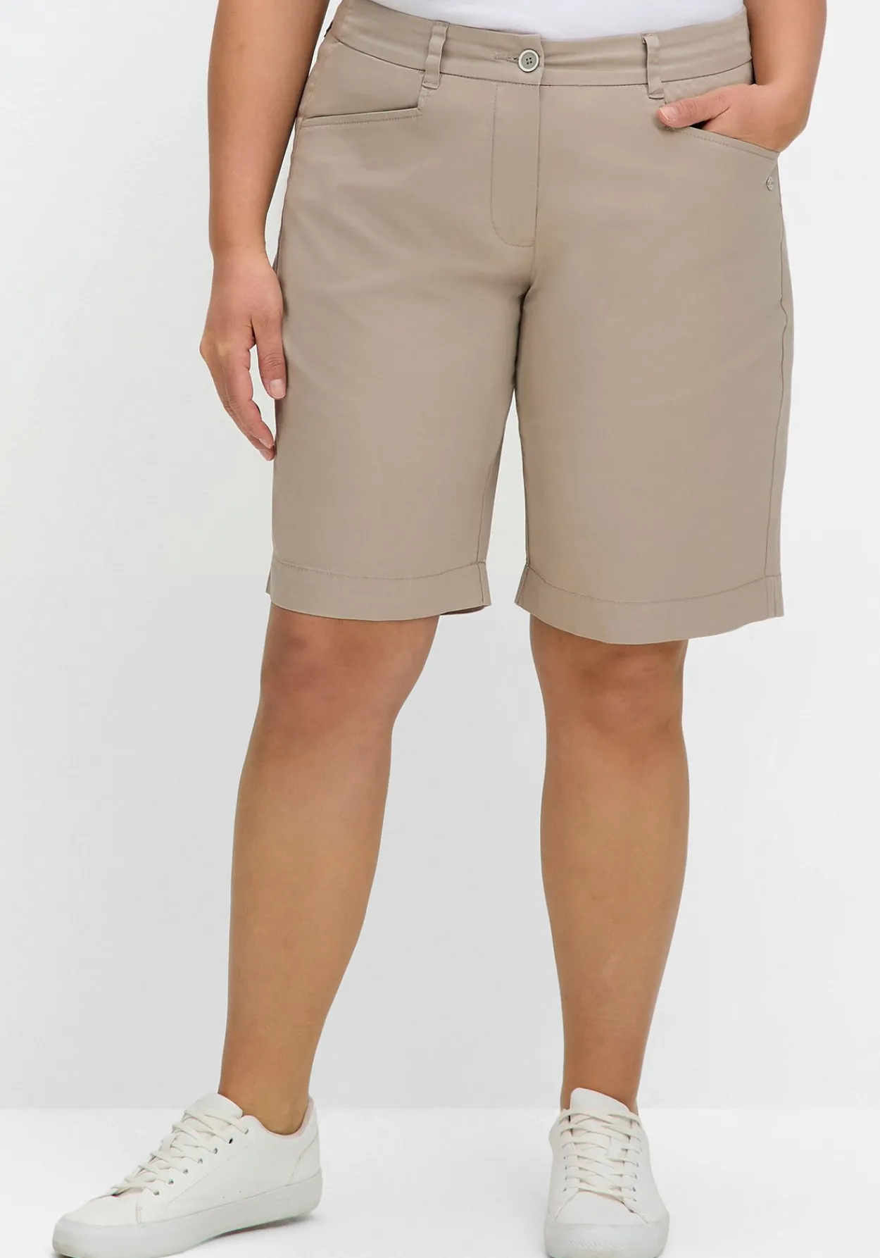 Weite Bermudas in Chino-Optik<sheego Online